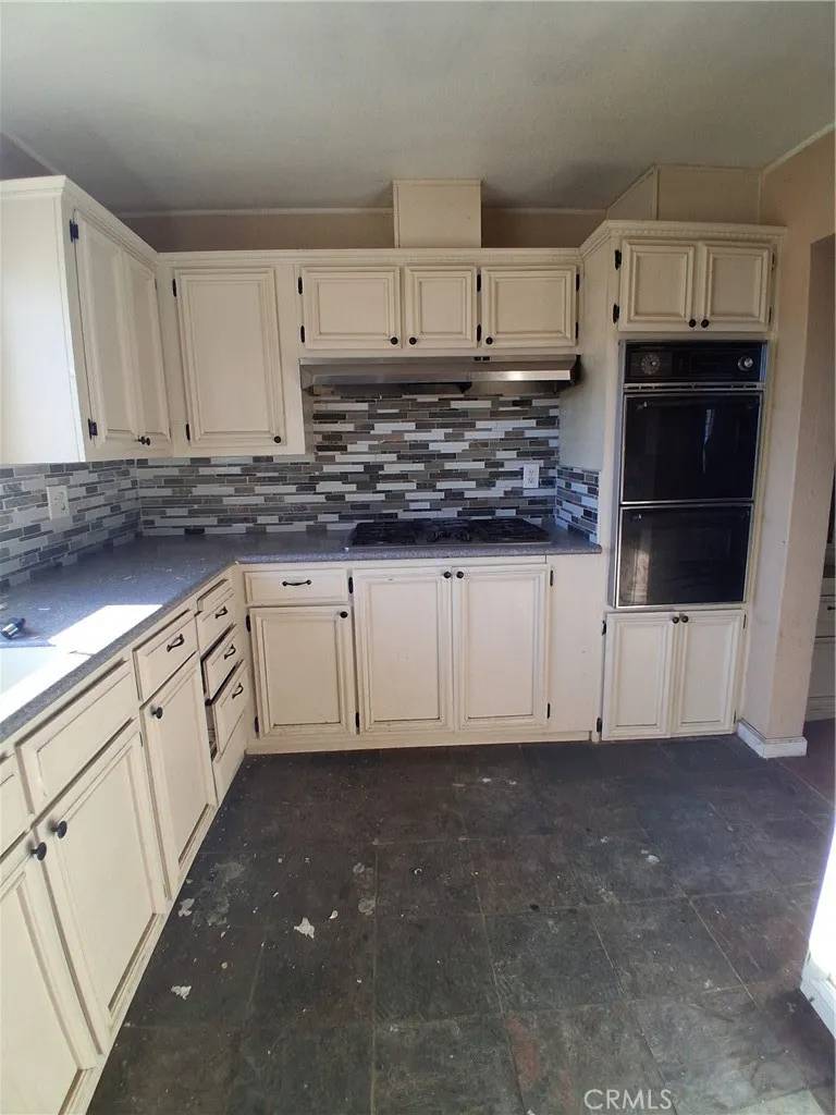 Phelan, CA 92371,4334 Sunset Road