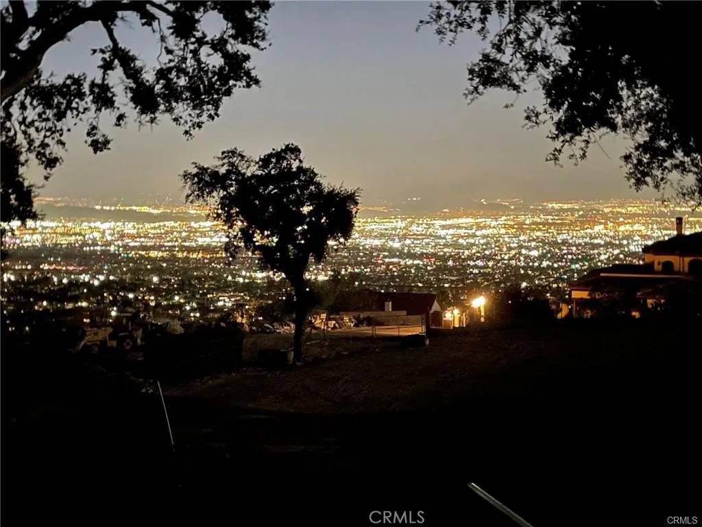 Rancho Cucamonga, CA 91737,0 Santina