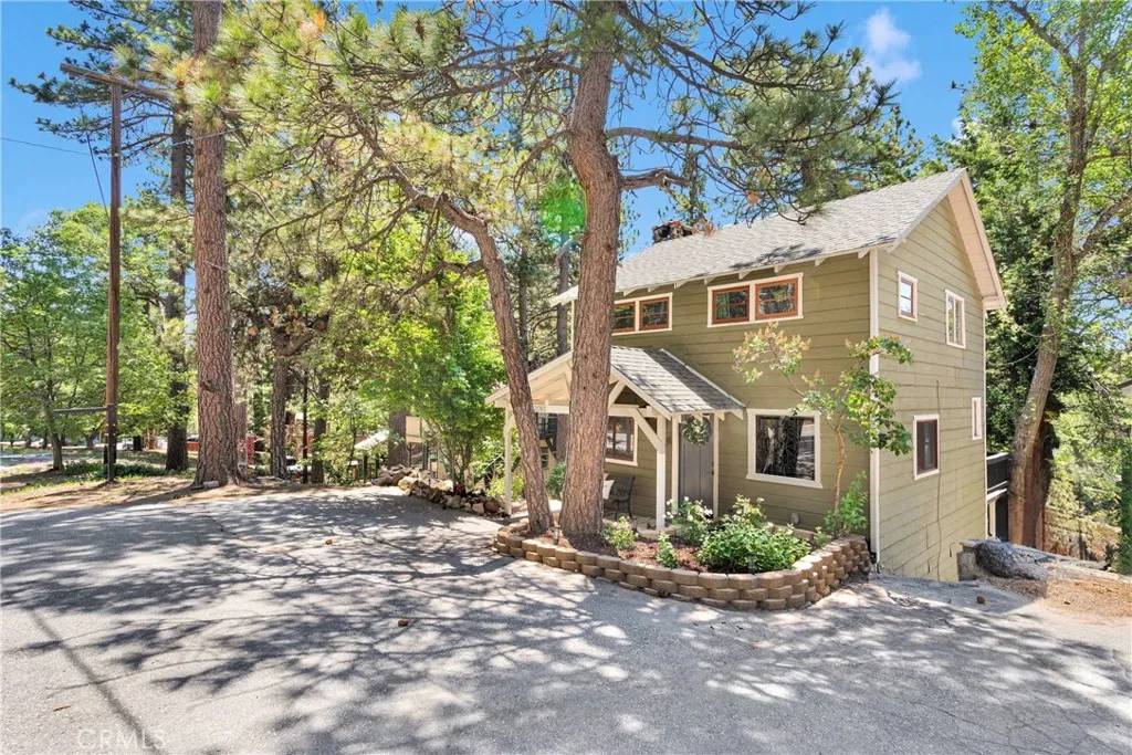 Running Springs, CA 92382,31765 Hilltop Drive
