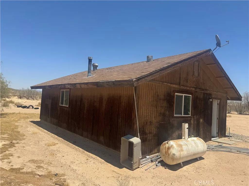 Newberry Springs, CA 92365,36073 Ramona