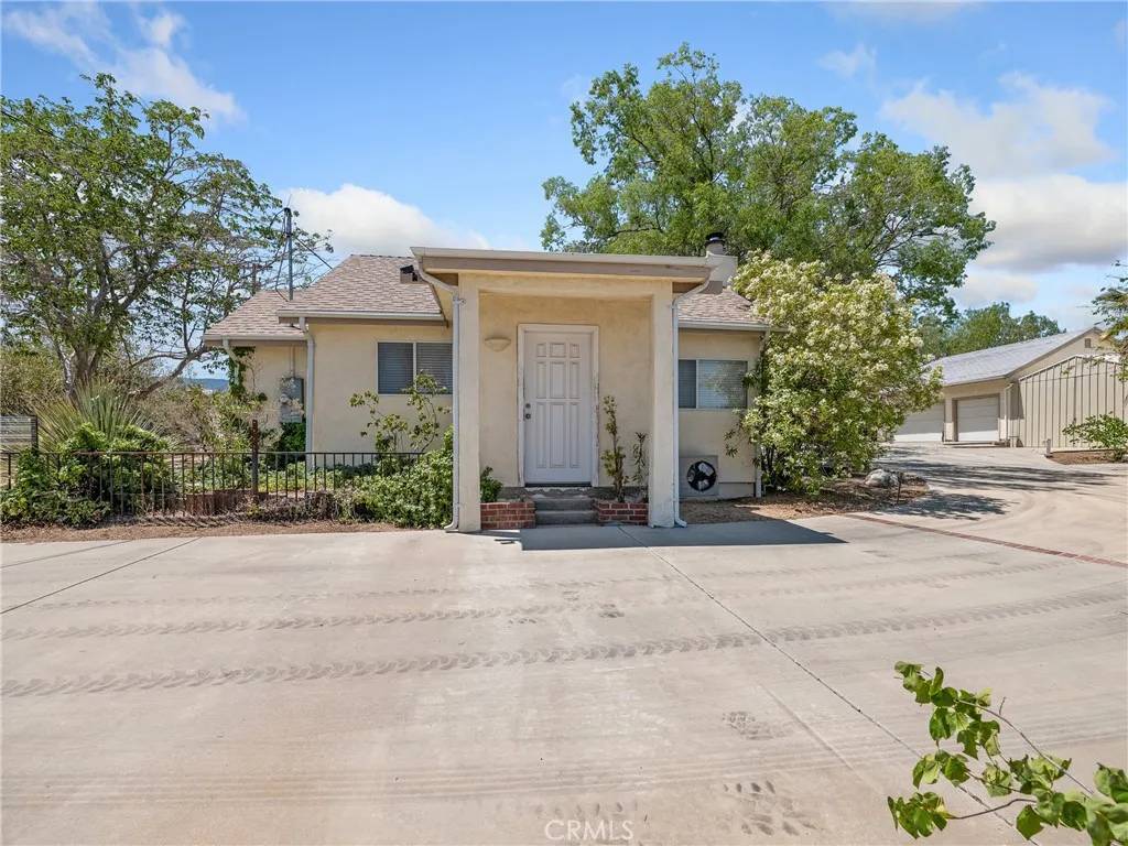 Llano, CA 93544,31709 213th Street East