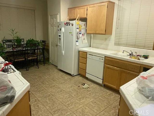 Victorville, CA 92392,11638 Maywood Street