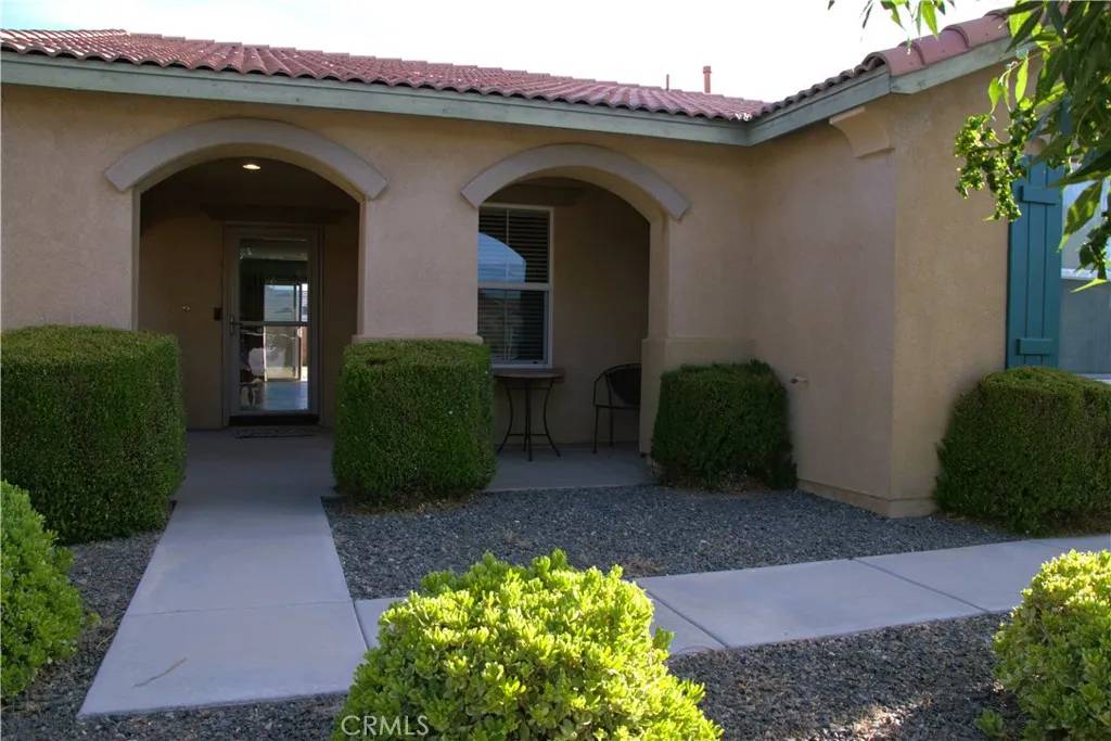 Victorville, CA 92395,16558 Jasmine Street