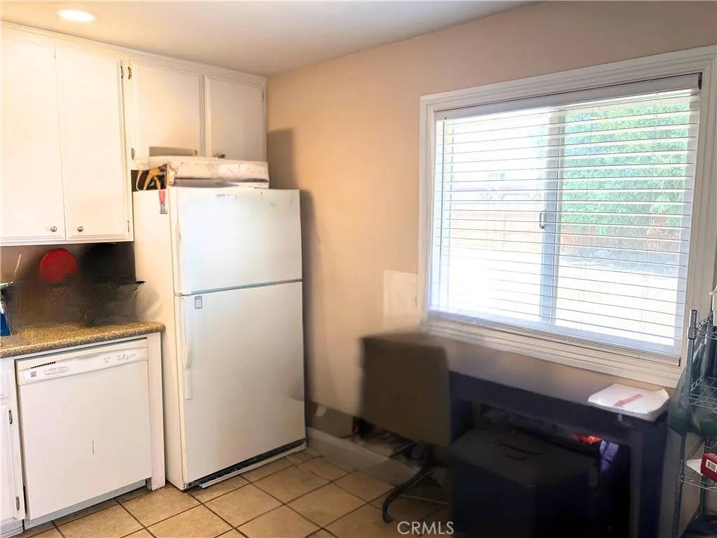 California City, CA 93505,8925 Hickory Drive