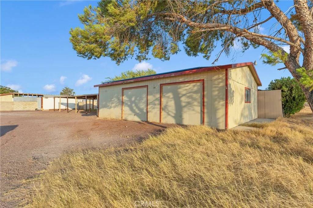 Newberry Springs, CA 92365,33445 Newberry Road