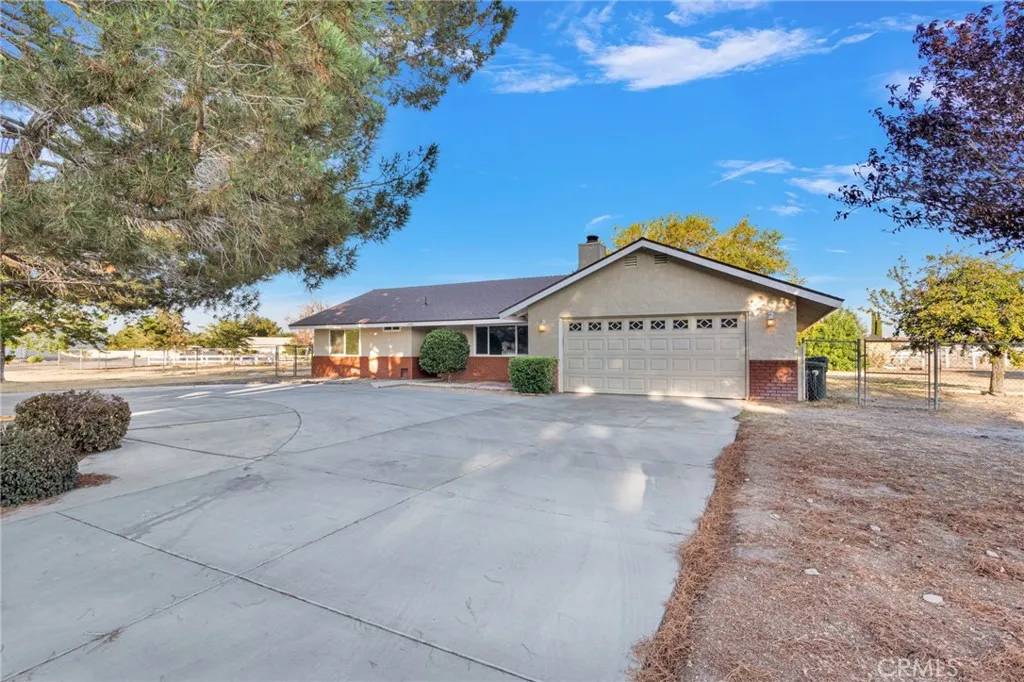Apple Valley, CA 92308,12490 Palomino Lane