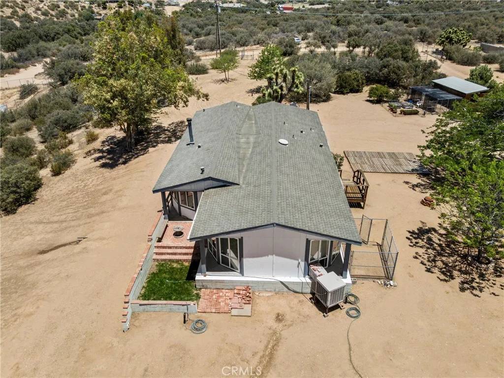 Oak Hills, CA 92344,10975 Densmar Road