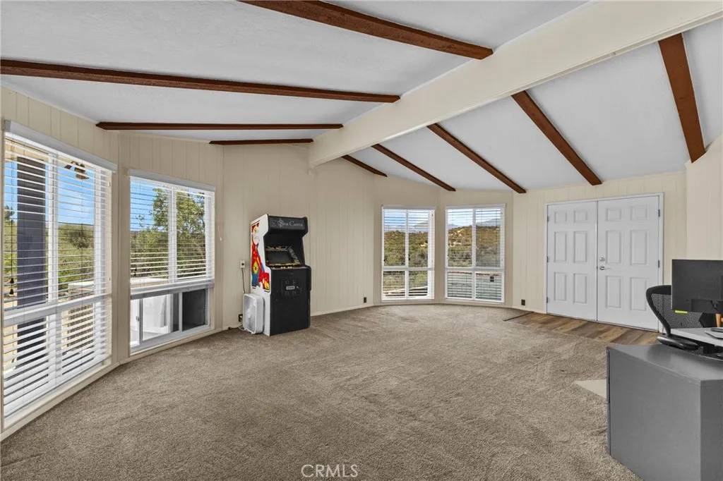 Oak Hills, CA 92344,10975 Densmar Road