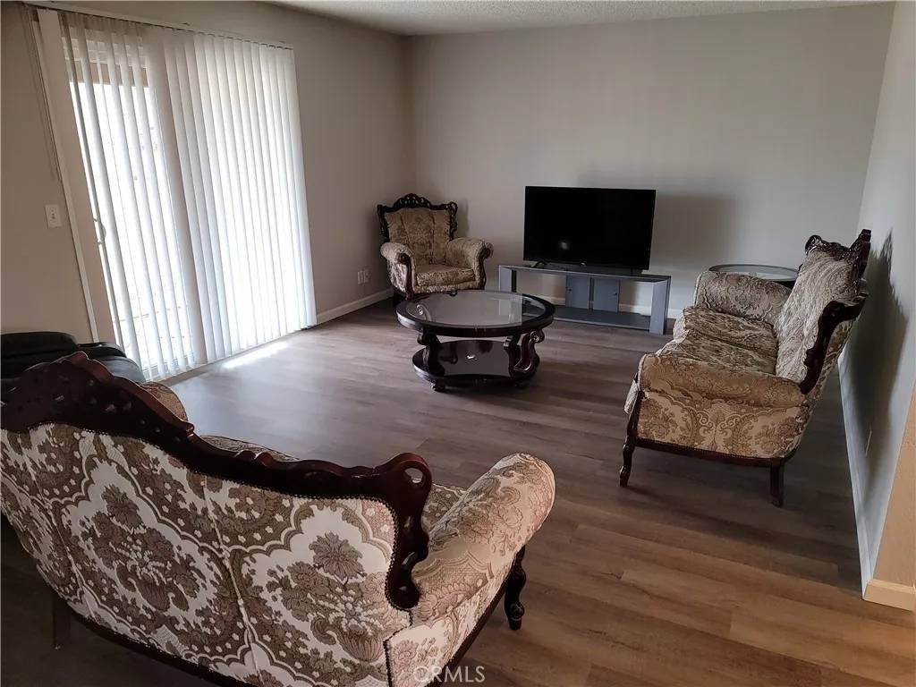Apple Valley, CA 92307,15420 Apache Road