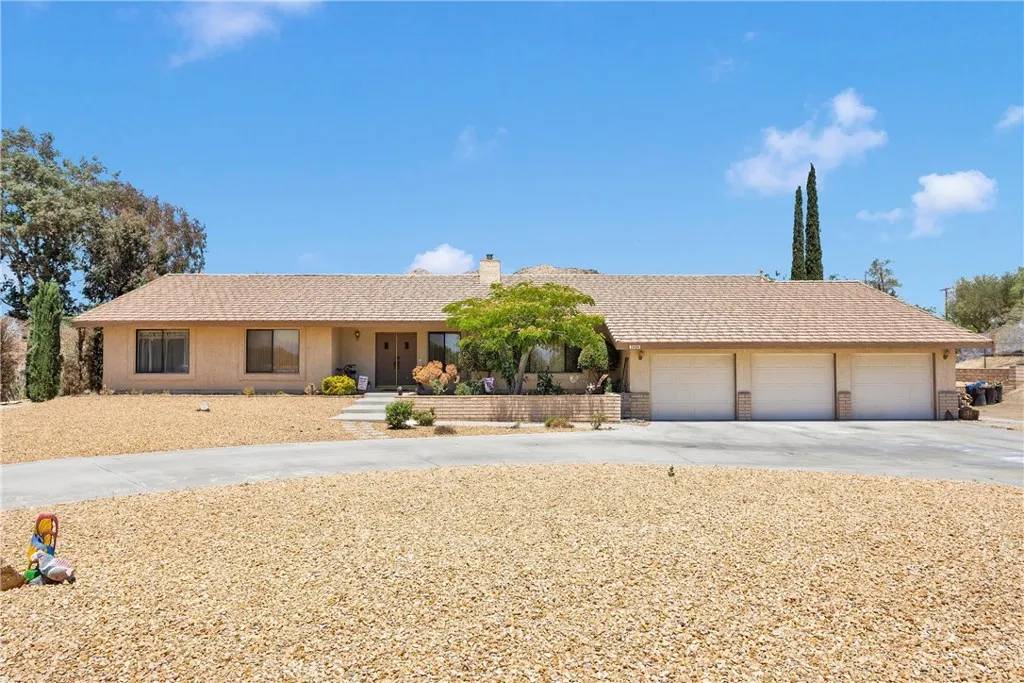 Apple Valley, CA 92307,19428 Shasta Road