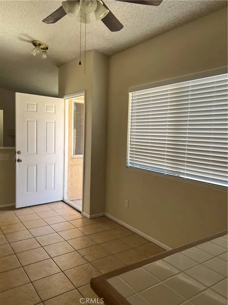 Victorville, CA 92395,12321 Glenwood Lane