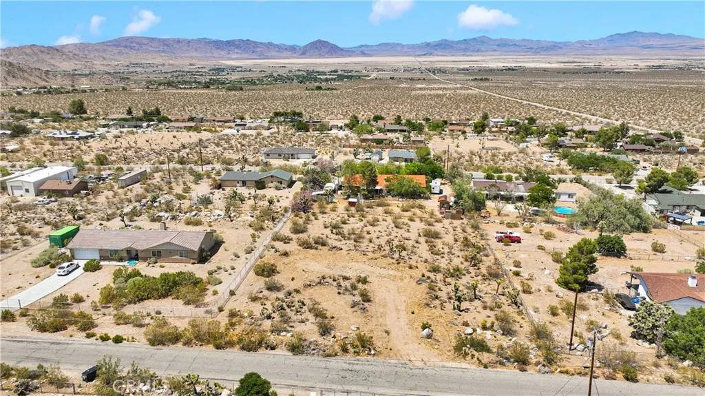 Lucerne Valley, CA 92356,0 Carnelian