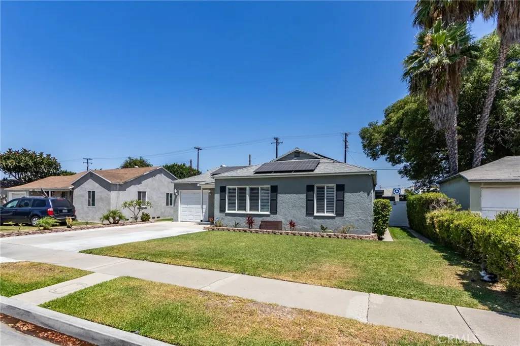 Fullerton, CA 92833,2321 Williamson Avenue