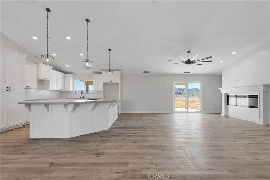 Apple Valley, CA 92307,15049 Temecula Road