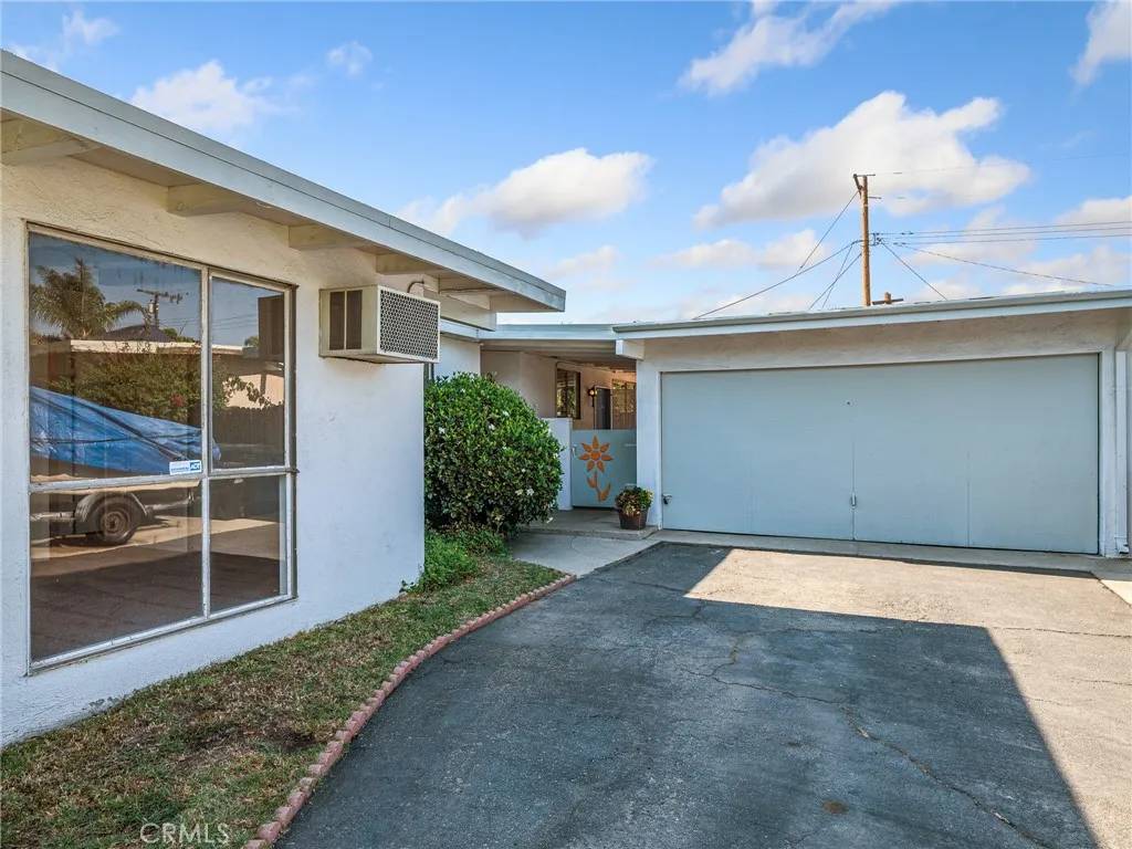 Ontario, CA 91762,1164 W I Street