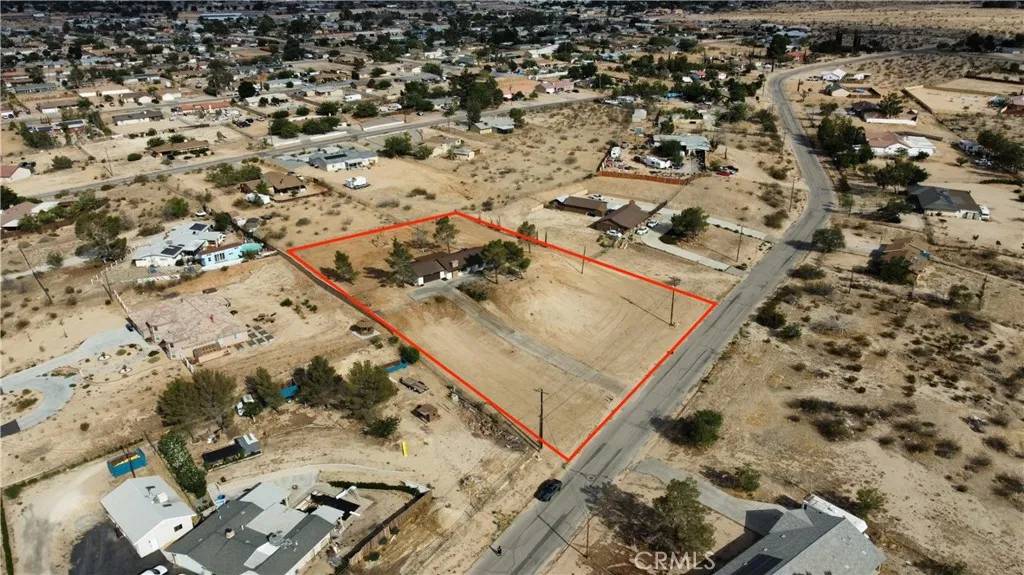 Victorville, CA 92394,15637 Topango Road
