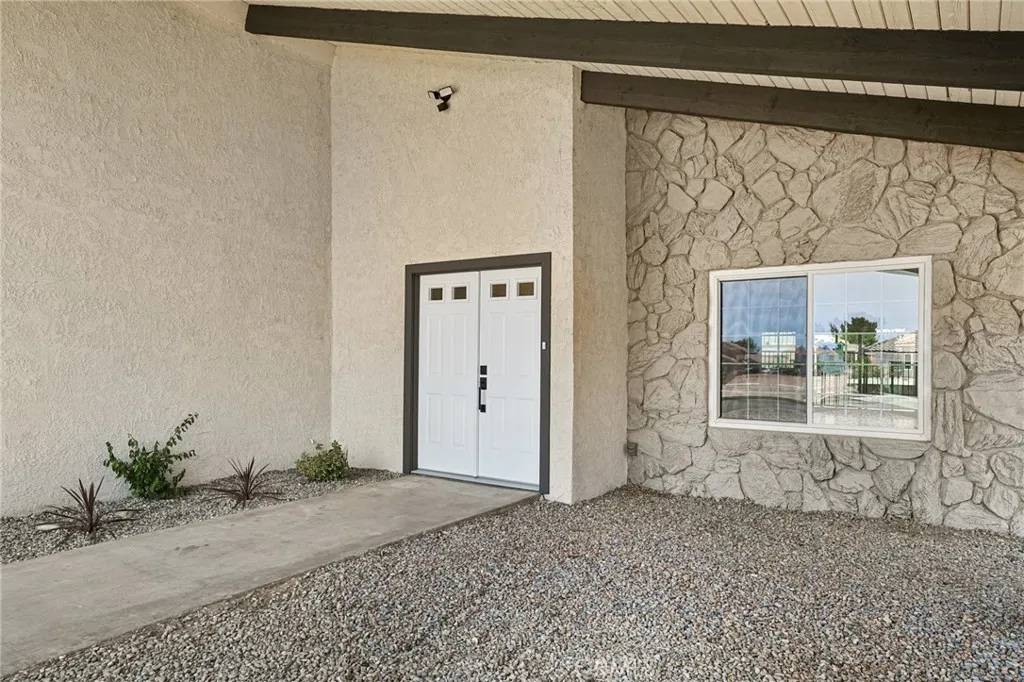 Helendale, CA 92342,14540 Lighthouse Lane