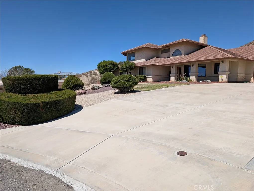 Apple Valley, CA 92307,16560 Koda Road