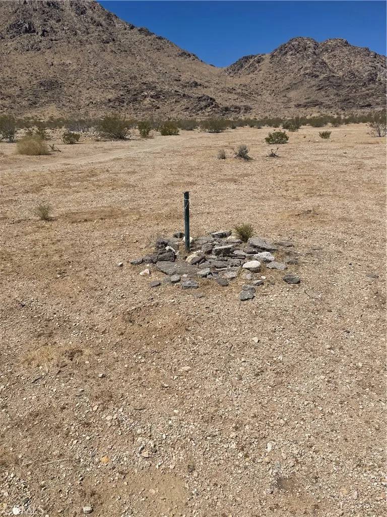 Lucerne Valley, CA 92356,0 Meadowlark lane