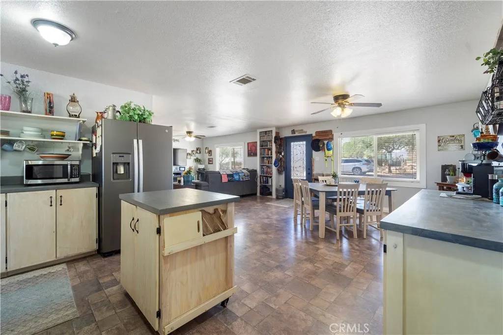 Newberry Springs, CA 92365,43170 Armadilla Street