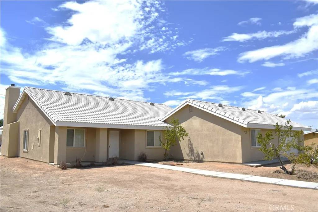 Hesperia, CA 92345,11482 Maple Avenue
