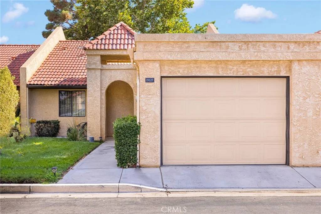 Apple Valley, CA 92308,19127 Elm Drive