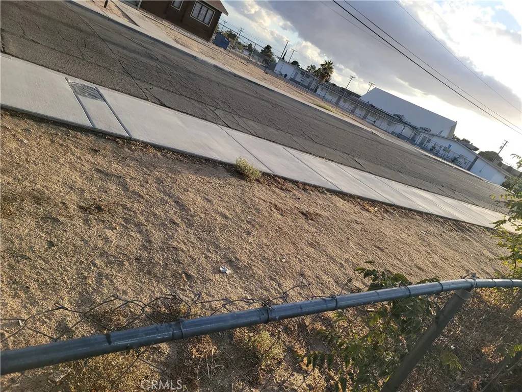 Victorville, CA 92395,16138 Lorene