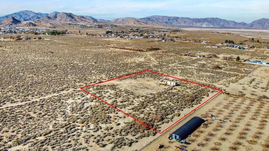 Lucerne Valley, CA 92356,0 Red Butte