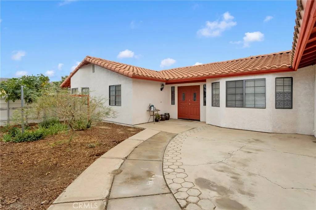 Phelan, CA 92371,9224 Beekley