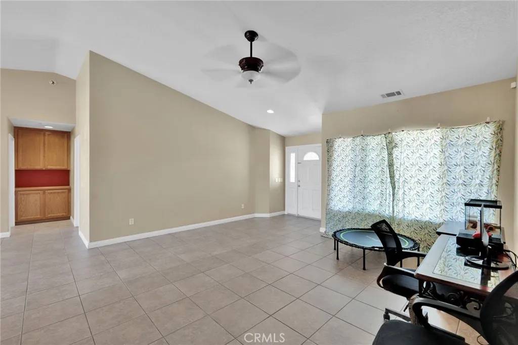 Hesperia, CA 92345,11158 Pinon