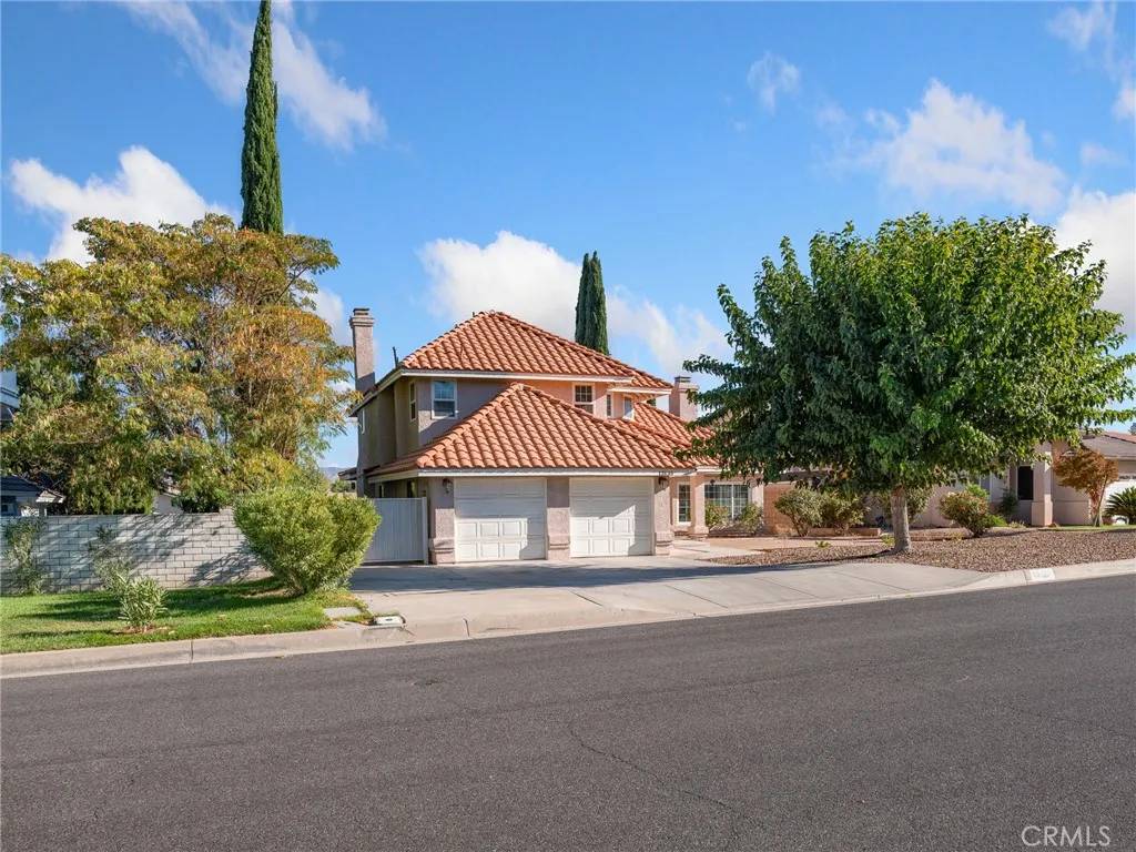 Victorville, CA 92395,13135 Yellowstone