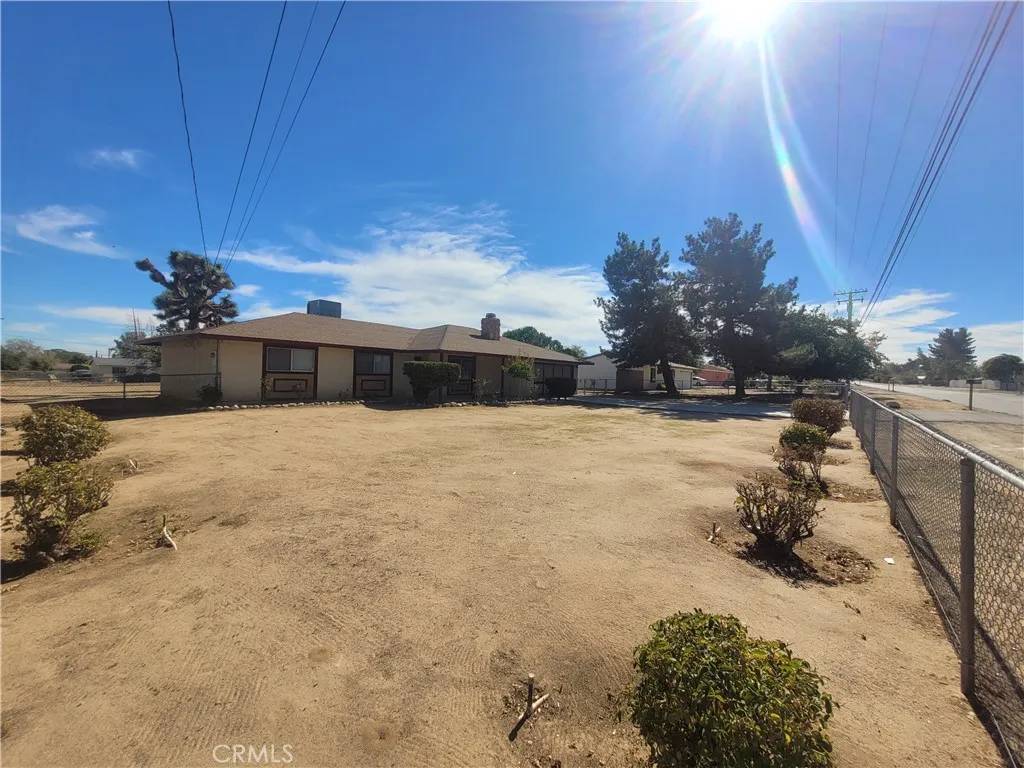 Hesperia, CA 92345,10659 Oakwood Avenue