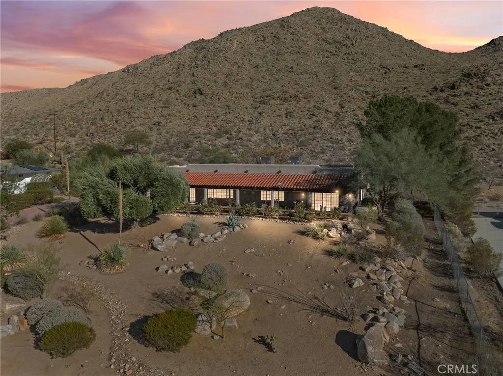 Apple Valley, CA 92307,16045 Rimrock