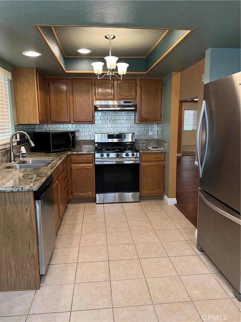 Apple Valley, CA 92308,11675 Maple St