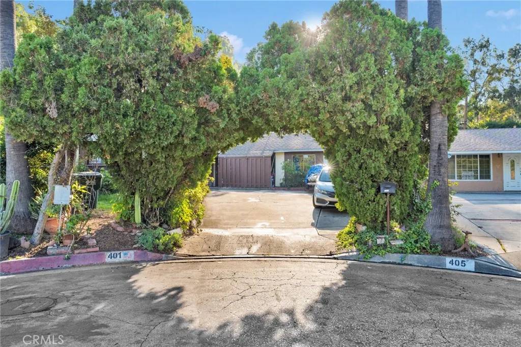 La Puente, CA 91744,401 Dixford