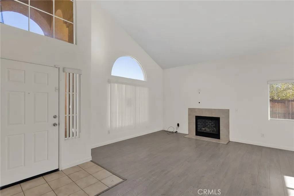 Victorville, CA 92392,12415 Honeybear