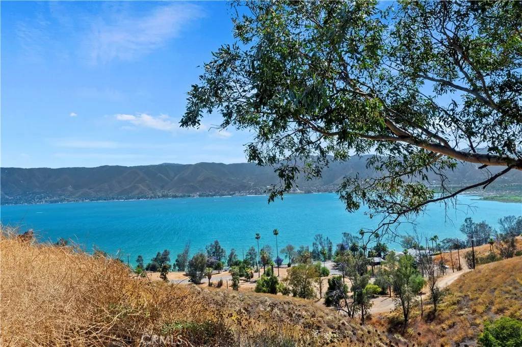 Lake Elsinore, CA 92530,0 Skyline