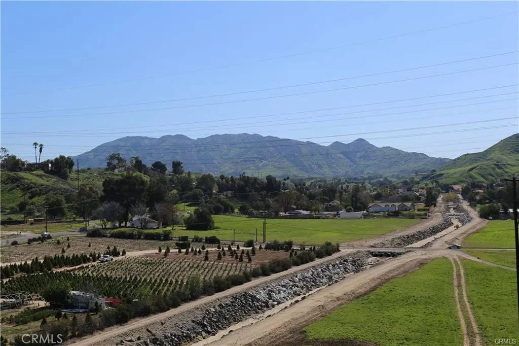 Colton, CA 92324,1626 Walter