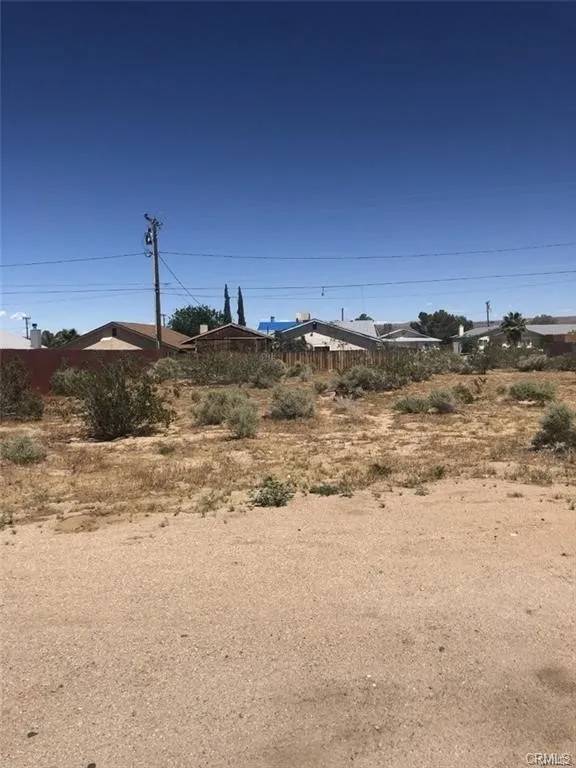 Ridgecrest, CA 92355,0 Sims