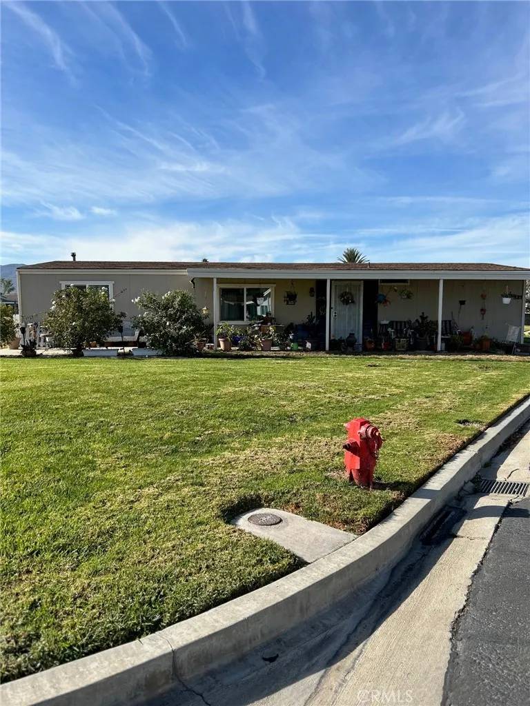 Corona, CA 92879,13381 Magnolia #127