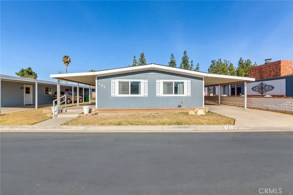 Corona, CA 92879,13381 Magnolia #121