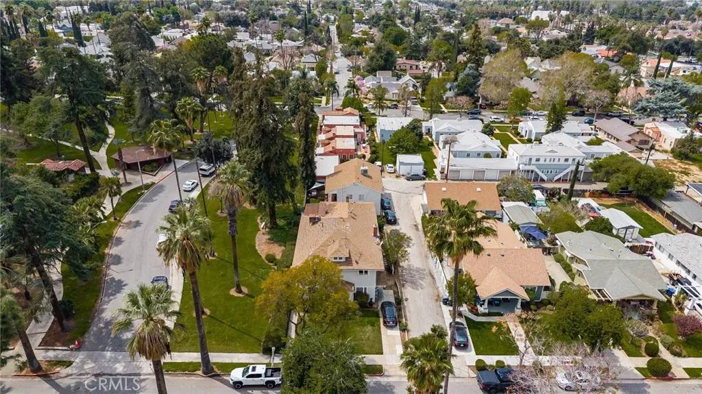 Redlands, CA 92373,24 Grant Street