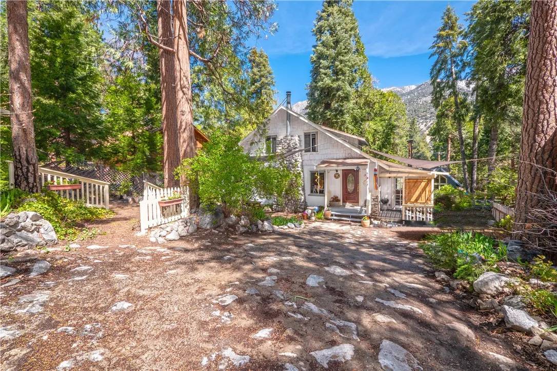 Forest Falls, CA 92339,9366 Cedar Dr