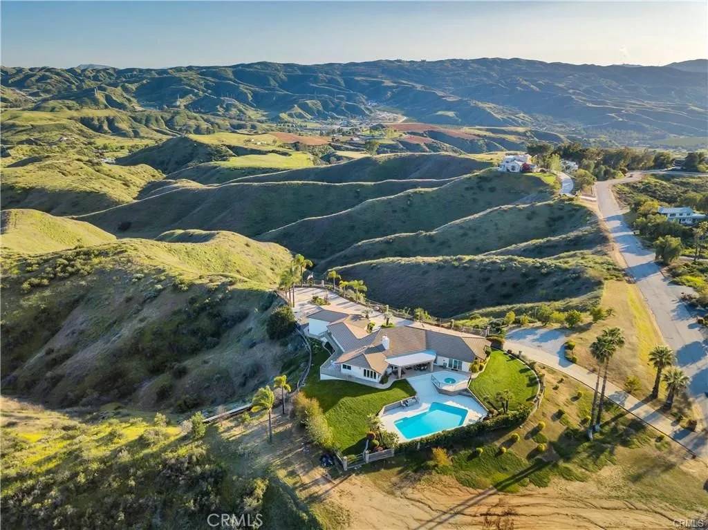 Redlands, CA 92373,109 Edgemont Drive