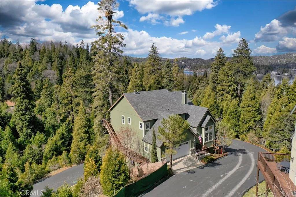 Lake Arrowhead, CA 92352,28449 Fresh Spring Lane