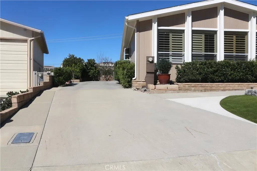 Calimesa, CA 92320,9453 Sharon Way