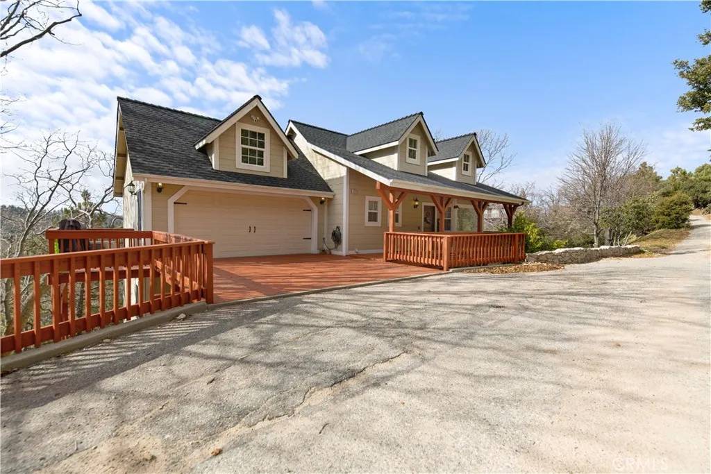 Lake Arrowhead, CA 92352,1171 Yukon Drive