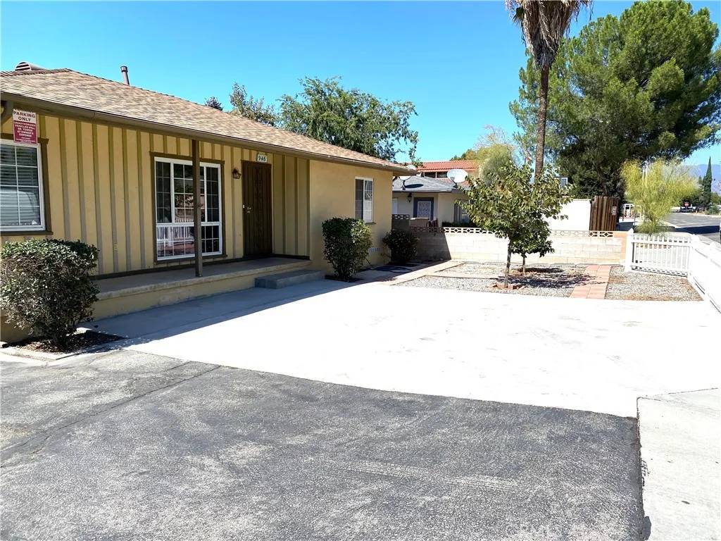 Calimesa, CA 92320,946 Park Avenue