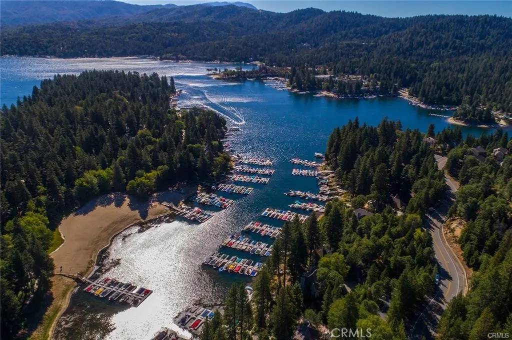 Lake Arrowhead, CA 92352,26668 Thunderbird Drive