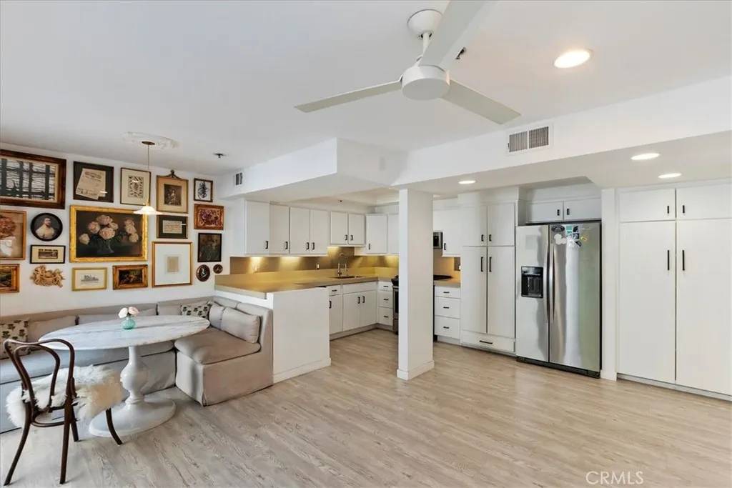 Palm Springs, CA 92262,874 N Village Square North